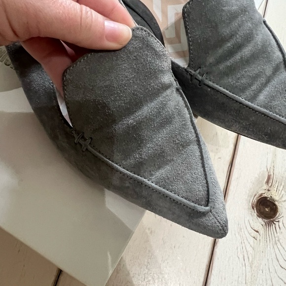 Nicholas Kirkwood Suede Beya Loafers in Luna - Picture 4 of 12